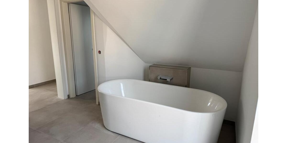Einfamilienhaus Harsewinkel - 3 Zimmer, 140 m&sup2;, 1.350&euro; | Angebot:26561718