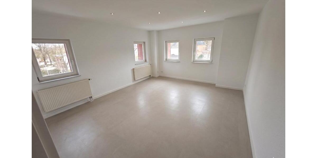 Dachgeschoßwohnung Bad Langensalza - 2 Zimmer, 76 m&sup2;, 700&euro; | Angebot:26577958