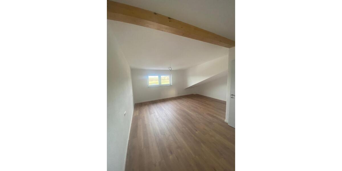 Maisonettenwohnung Rangendingen - 3.5 Zimmer, 111 m&sup2;, 1.159&euro; | Angebot:26522093