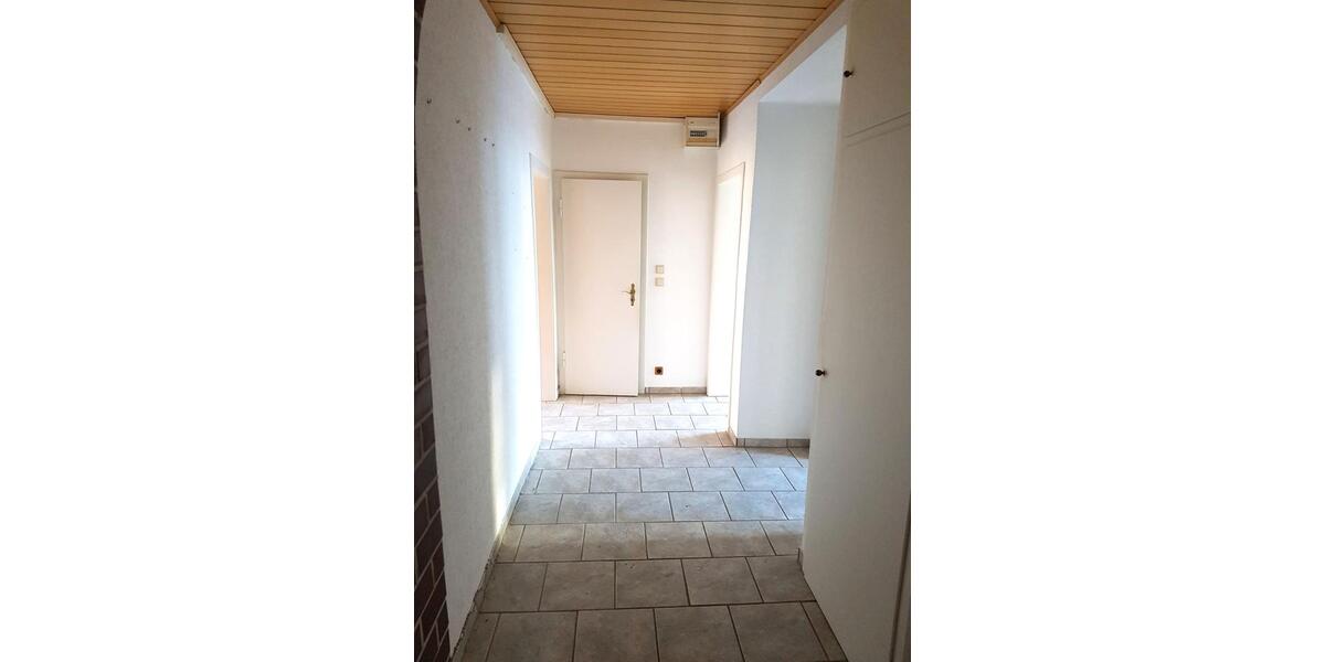 Etagenwohnung Hagen - 2 Zimmer, 61 m&sup2;, 440&euro; | Angebot:26230151