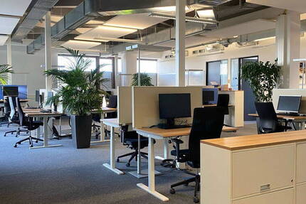 Attraktive Büro- Praxisfläche zu vermieten 707m² im 3.OG mit Aufzug