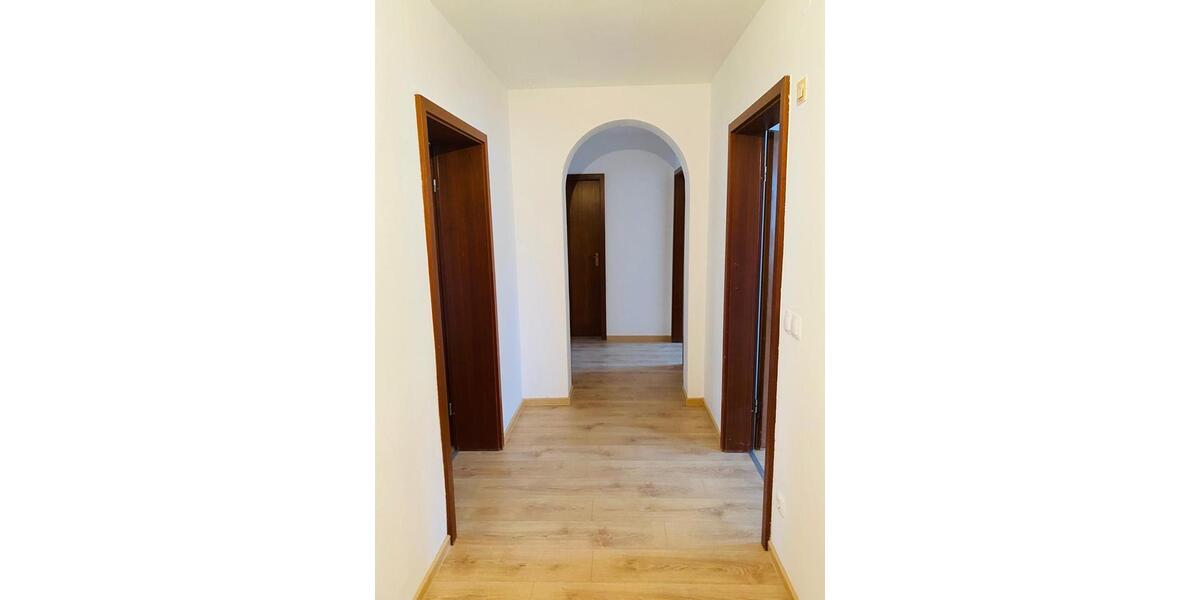 Etagenwohnung Marktredwitz - 4 Zimmer, 110 m&sup2;, 950&euro; | Angebot:26090306