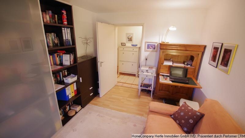 Wohnen auf Zeit Freiburg im Breisgau Brühl - 3 Zimmer, 70 m&sup2;, 1.380&euro; | Angebot:26624847