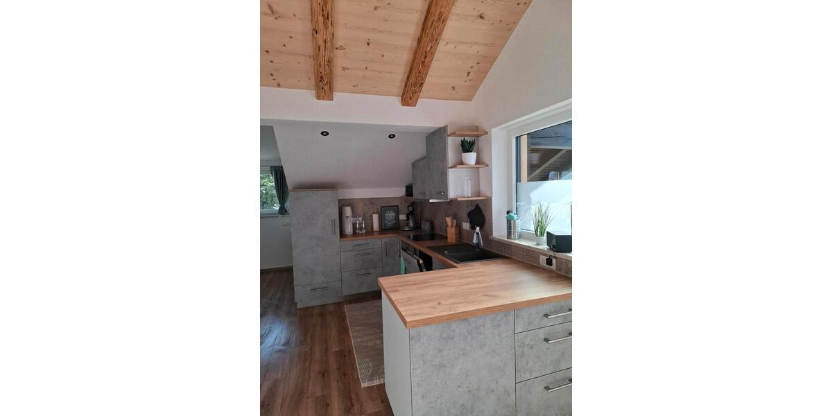 Wohnen auf Zeit Kempten (Allgäu) - 2 Zimmer, 66 m&sup2;, 1.700&euro; | Angebot:25844030