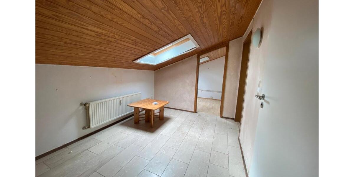 Etagenwohnung Bad Zwesten - 3 Zimmer, 102 m&sup2;, 520&euro; | Angebot:26619525