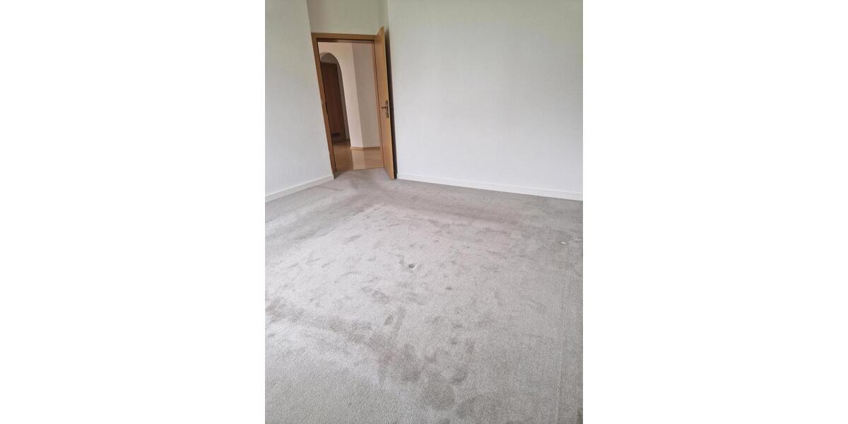 Etagenwohnung Essenbach - 3.5 Zimmer, 88 m&sup2;, 900&euro; | Angebot:26252369