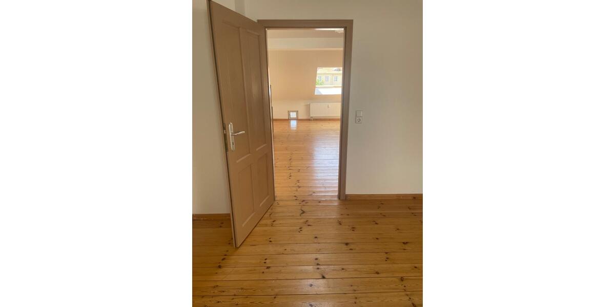 Dachgeschoßwohnung Neuruppin - 2 Zimmer, 60 m&sup2;, 539&euro; | Angebot:24731191