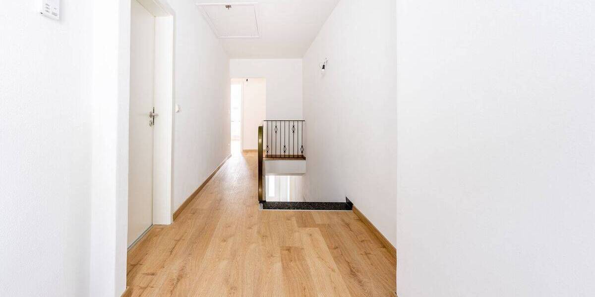 Reihenmittelhaus Straubing - 4 Zimmer, 121 m&sup2;, 1.140&euro; | Angebot:25664872