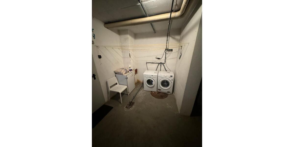 Mehrfamilienhaus, Wohnhaus Walldorf - 9 Zimmer, 250 m&sup2;, 3.000&euro; | Angebot:24705441