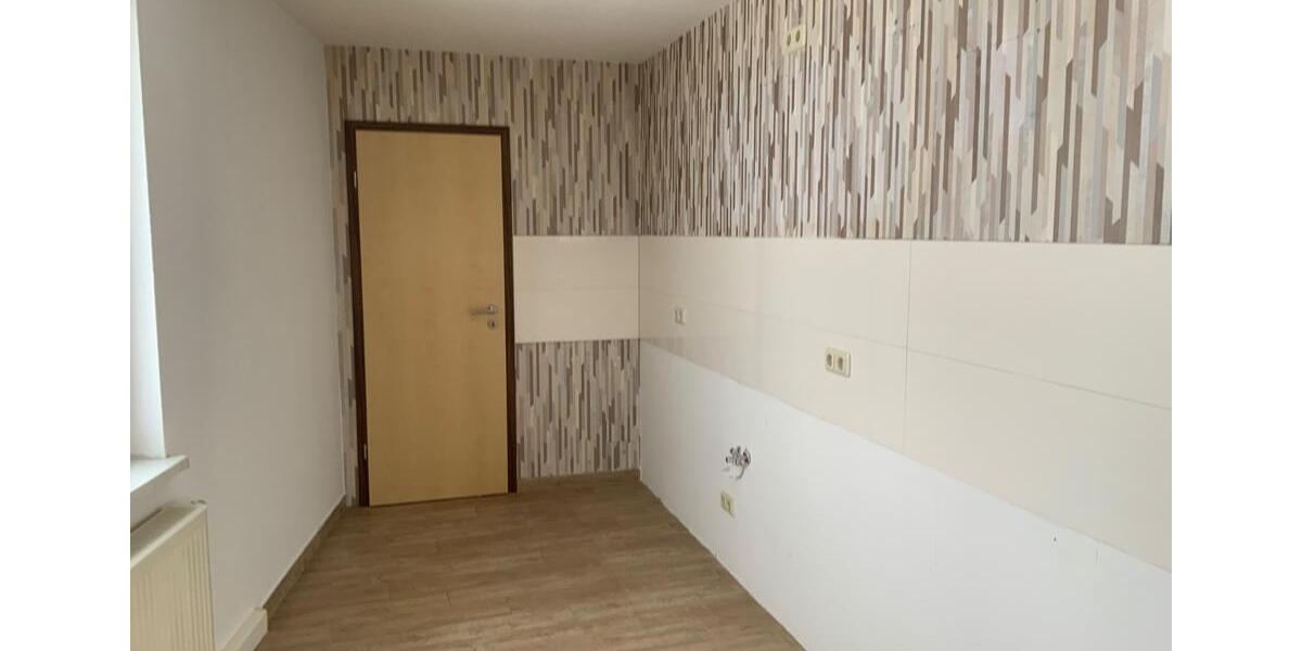 Dachgeschoßwohnung Roßleben-Wiehe Wiehe - 3 Zimmer, 75 m&sup2;, 450&euro; | Angebot:24748921
