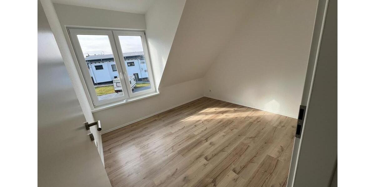 Doppelhaushälfte Gemünden am Main - 3 Zimmer, 110 m&sup2;, 1.200&euro; | Angebot:24568576