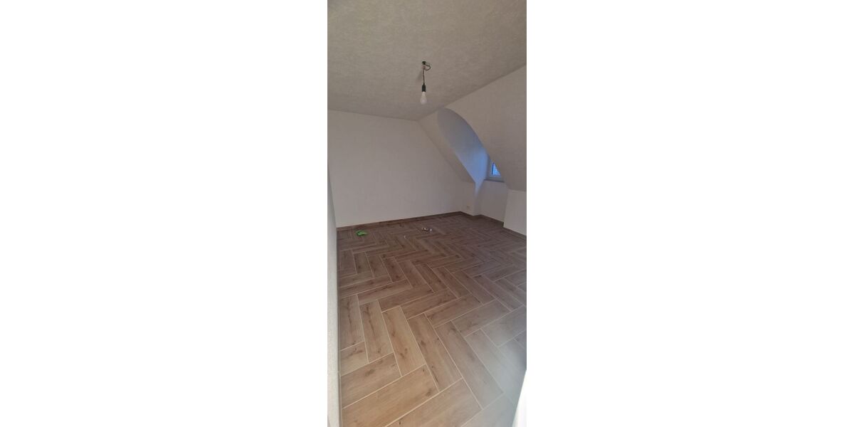 Neu sanierte grosse 3+-Zimmer Whg. Zentrum Grenzach mit BalkonLift - nagelneue Küche - Etagenwohnung Grenzach-Wyhlen Wyhlen | Angebot:26217196