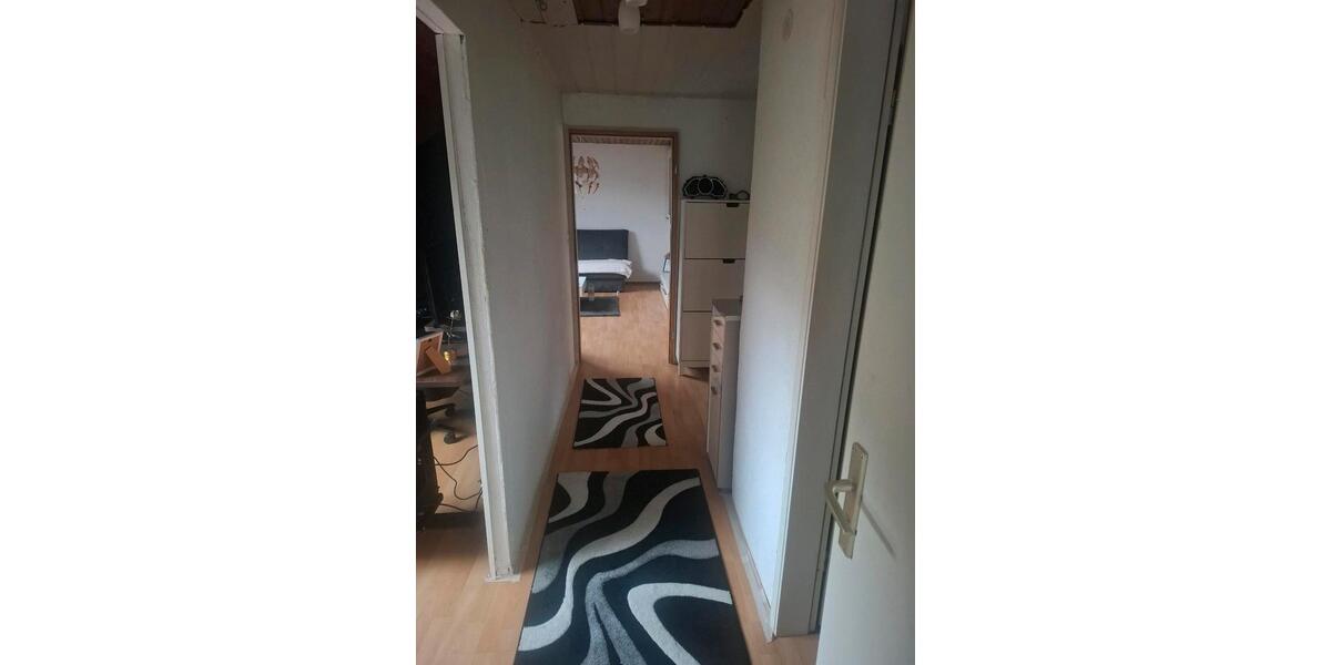 Dachgeschoßwohnung Unterreichenbach - 2.5 Zimmer, 67 m&sup2;, 550&euro; | Angebot:25960101