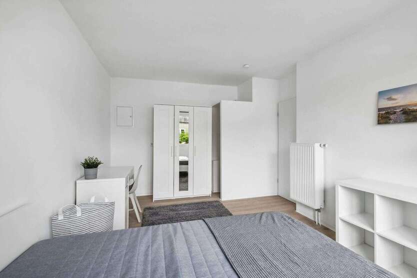 WG-Zimmer in Hamburg 749 € 16 m² zimmer