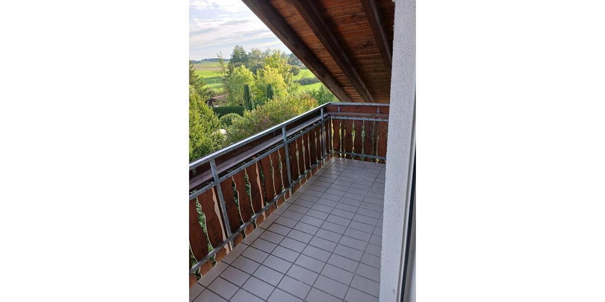 Dachgeschoßwohnung Crailsheim - 3.5 Zimmer, 88 m&sup2;, 800&euro; | Angebot:24650533