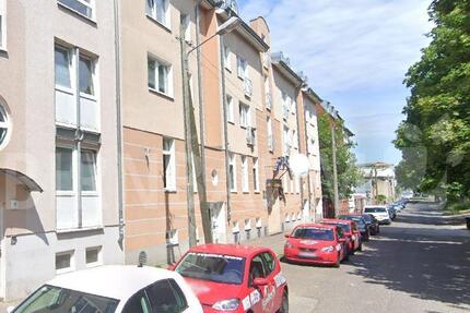 Gut geschnittene Dachgeschosswohnung in Top Lage 2 zimmer