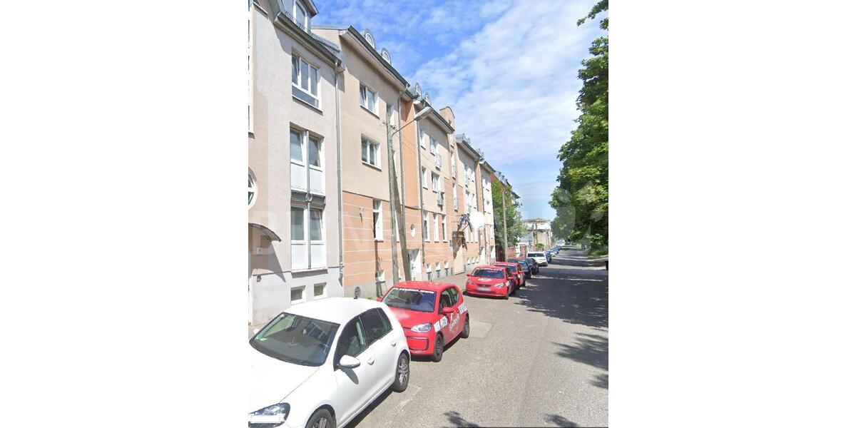 Gut geschnittene Dachgeschosswohnung in Top Lage 2 zimmer