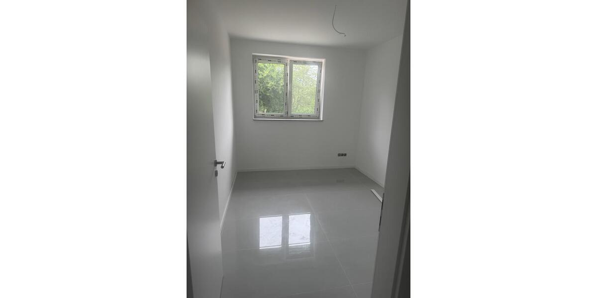 Erdgeschoßwohnung Battenberg (Eder) - 2 Zimmer, 64 m&sup2;, 750&euro; | Angebot:26543936