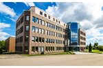 Attraktive GewerbeImmobilie mit großer Produktionshalle & Büroflächen - Teilflächen möglich!