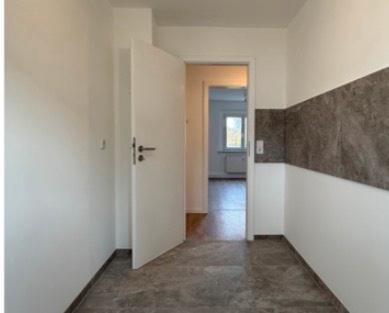 Etagenwohnung Zwenkau - 2 Zimmer, 48 m&sup2;, 550&euro; | Angebot:25956737