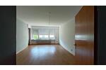 3.5-Zimmer-Wohnung (105m², OG) mit EBK zimmer