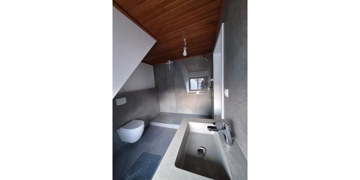 Dachgeschoßwohnung Hameln Kernstadt - 2.5 Zimmer, 70 m&sup2;, 630&euro; | Angebot:26038865