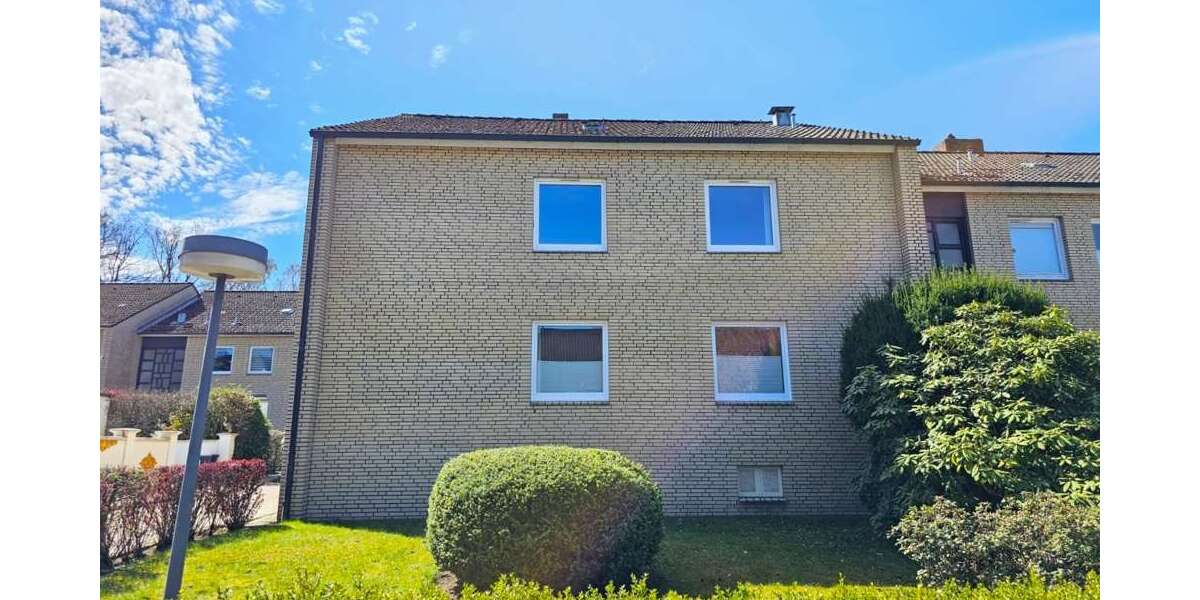 Etagenwohnung Hamburg-Poppenbüttel Poppenbüttel - 3 Zimmer, 105 m&sup2;, 1.440&euro; | Angebot:26160350