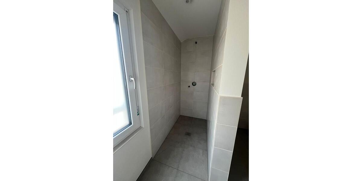 Etagenwohnung Knittlingen - 4 Zimmer, 100 m&sup2;, 1.400&euro; | Angebot:26048812