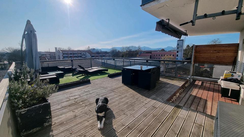 Helles 26m² WG Zimmer zentral in RO 1 zimmer