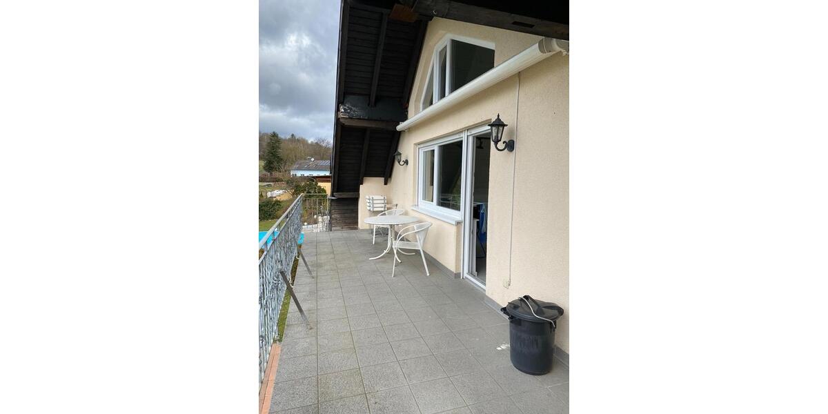 Dachgeschoßwohnung Ranstadt - 3 Zimmer, 100 m&sup2;, 800&euro; | Angebot:26285055