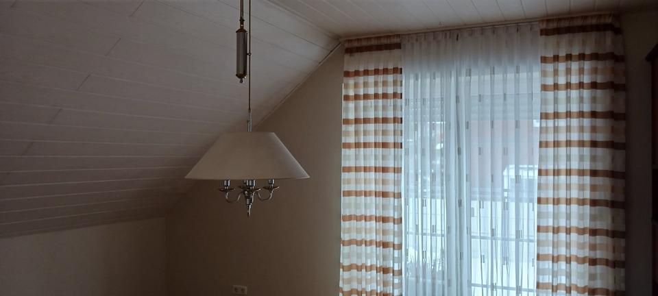 Dachgeschoßwohnung Kalletal - 1 Zimmer, 80 m&sup2;, 450&euro; | Angebot:25053450