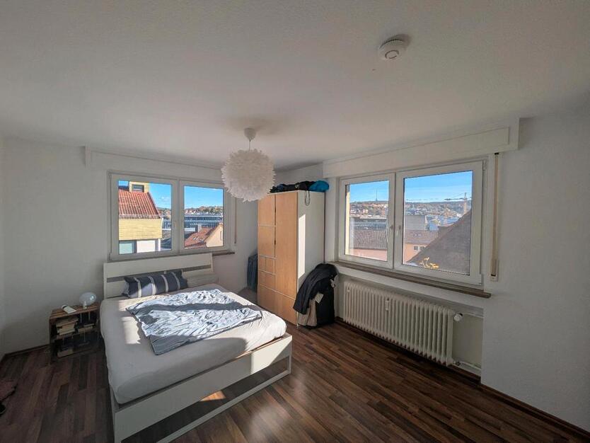 2er-WG in 123 qm zentralerruhiger Wohnlage, 4 Zimmer, 2 Balkone zimmer