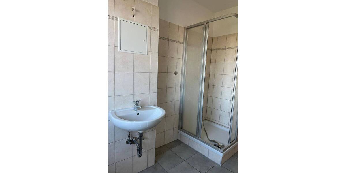 Etagenwohnung Groitzsch Großpriesligk - 3 Zimmer, 59 m&sup2;, 355&euro; | Angebot:25674248