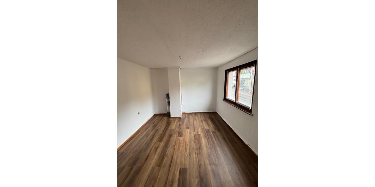Reihenhaus Breitungen/Werra Werra - 5 Zimmer, 120 m&sup2;, 900&euro; | Angebot:26356502