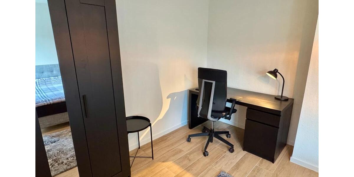 Etagenwohnung Eschborn - 2 Zimmer, 70 m&sup2;, 1.725&euro; | Angebot:26580266