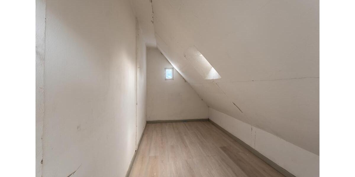 Etagenwohnung Kassel Bad Wilhelmshöhe - 3.5 Zimmer, 107 m&sup2;, 1.500&euro; | Angebot:25988214