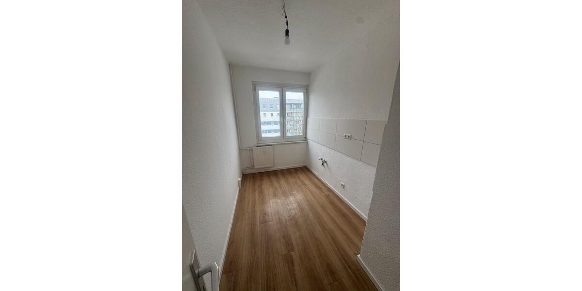 Etagenwohnung Magdeburg Neue Neustadt - 4 Zimmer, 70 m&sup2;, 545&euro; | Angebot:25805151