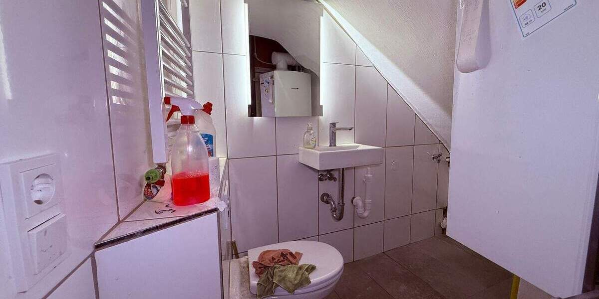 Mehrfamilienhaus, Wohnhaus Köln Zündorf - 5 Zimmer, 170 m&sup2;, 2.100&euro; | Angebot:26753804