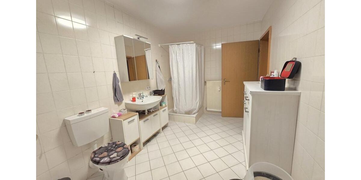 Etagenwohnung Alzey - 2 Zimmer, 70 m&sup2;, 600&euro; | Angebot:26201128