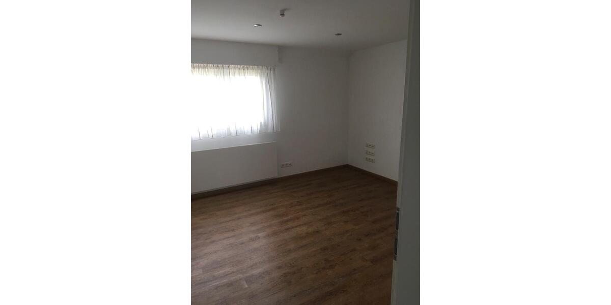Etagenwohnung Rutesheim - 3.5 Zimmer, 96 m&sup2;, 1.400&euro; | Angebot:26611945