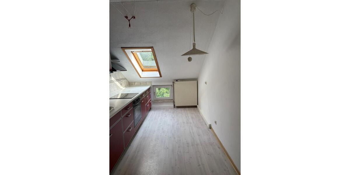 Dachgeschoßwohnung Eisenach - 4 Zimmer, 138 m&sup2;, 970&euro; | Angebot:21987915