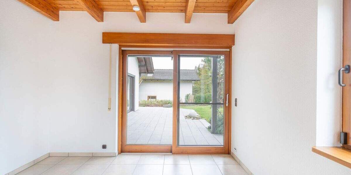 Mehrfamilienhaus, Wohnhaus Kippenheim - Schmieheim Schmieheim - 5 Zimmer, 190 m&sup2;, 1.900&euro; | Angebot:25140981