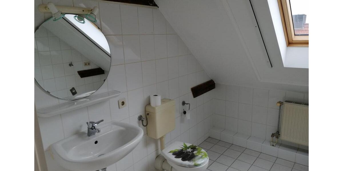 Dachgeschoßwohnung Aschersleben - 2 Zimmer, 49 m&sup2;, 306&euro; | Angebot:26602658