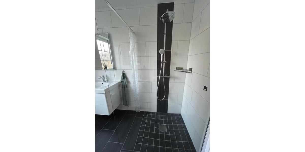 Erdgeschoßwohnung Schortens - 3 Zimmer, 95 m&sup2;, 1.500&euro; | Angebot:26047003