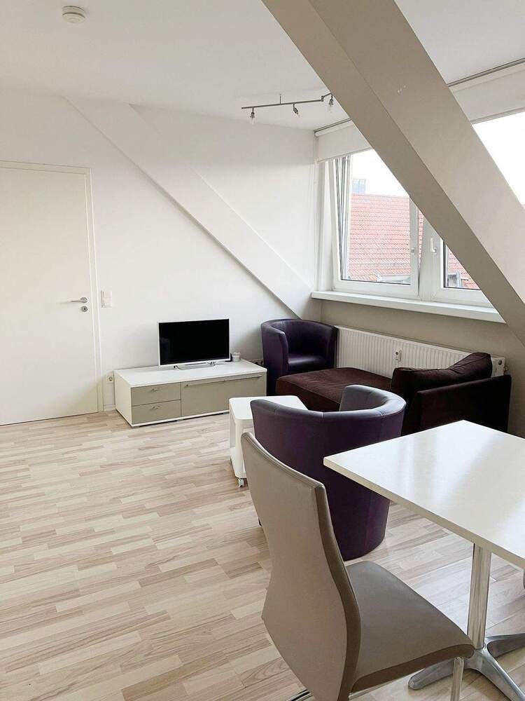 2 Zi Apartment - Modern möbliertes Apartment an der Stadtgrenze