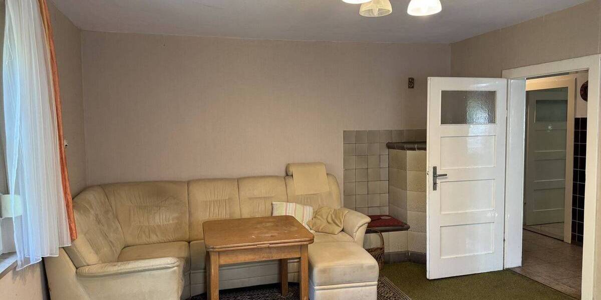 Einfamilienhaus Weisendorf / Oberlindach Oberlindach - 9 Zimmer, 205 m&sup2;, 1.595&euro; | Angebot:24028426