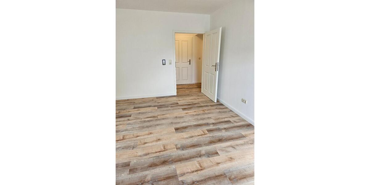Erdgeschoßwohnung Erxleben - 2 Zimmer, 61 m&sup2;, 480&euro; | Angebot:25539989