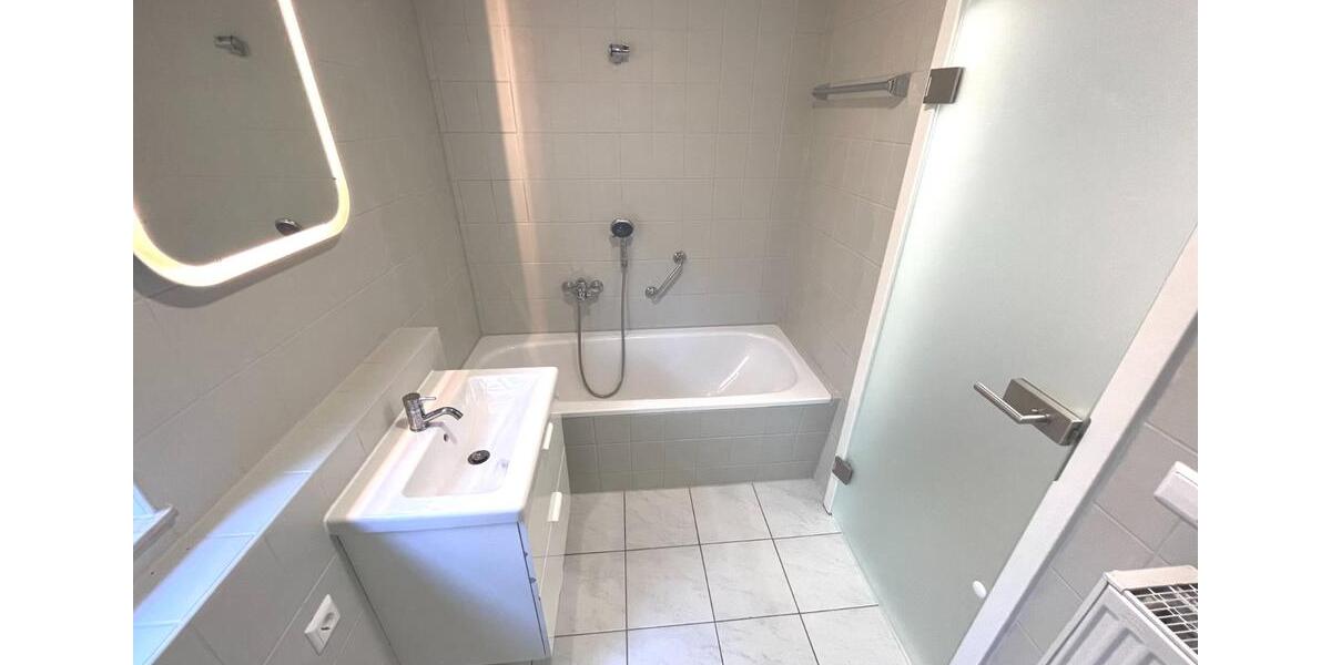 Erdgeschoßwohnung Pirna - 2 Zimmer, 56 m&sup2;, 617&euro; | Angebot:25636221