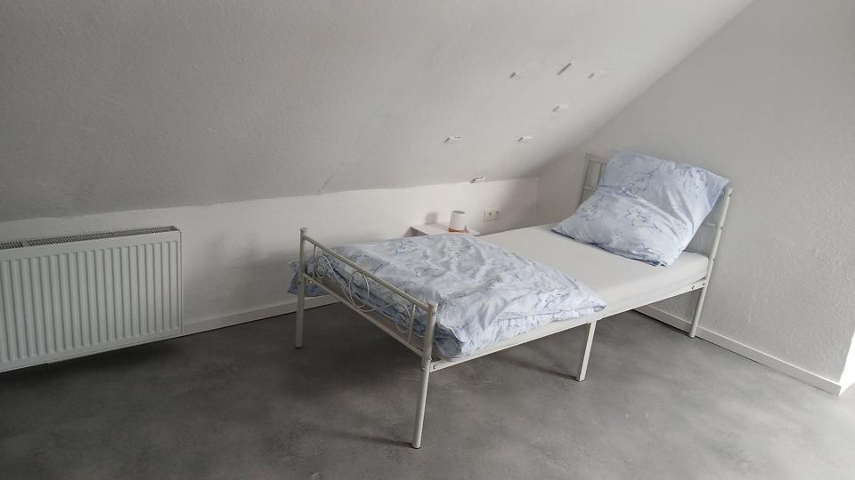 Etagenwohnung Niederkassel - 5 Zimmer, 1.580&euro; | Angebot:22322486