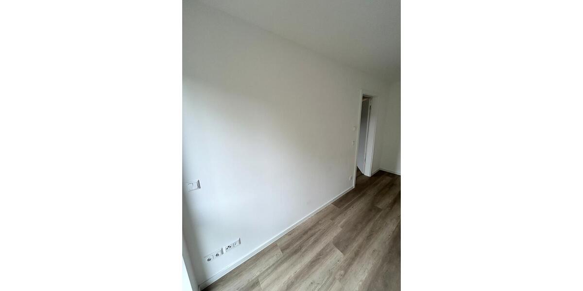 Helle, moderne 2-Raum-Wohnung - barrierearm & altersgerecht 2 zimmer